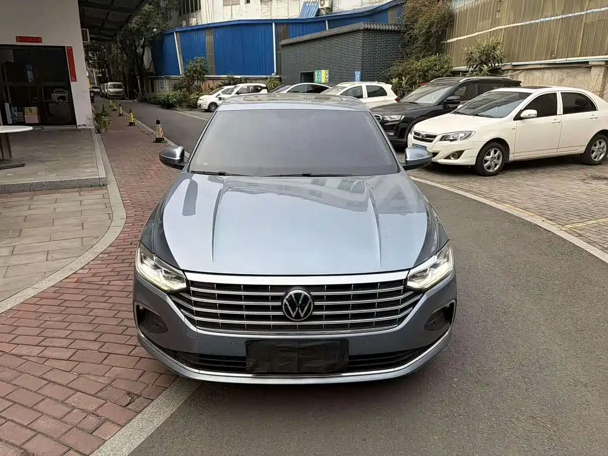 Volkswagen Lavida 2023 Model 280TSI DSG Eternal Edition фото 2