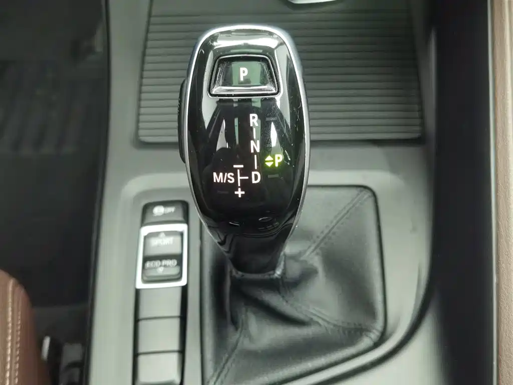 BMW X1 2020 sDrive20Li Fashion Model фото 13