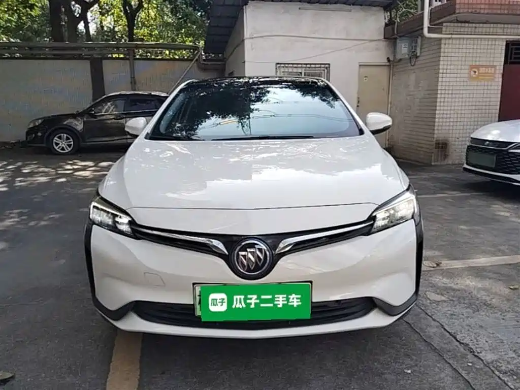Buick Velite 6 2019 Connected Smart Edition фото 3