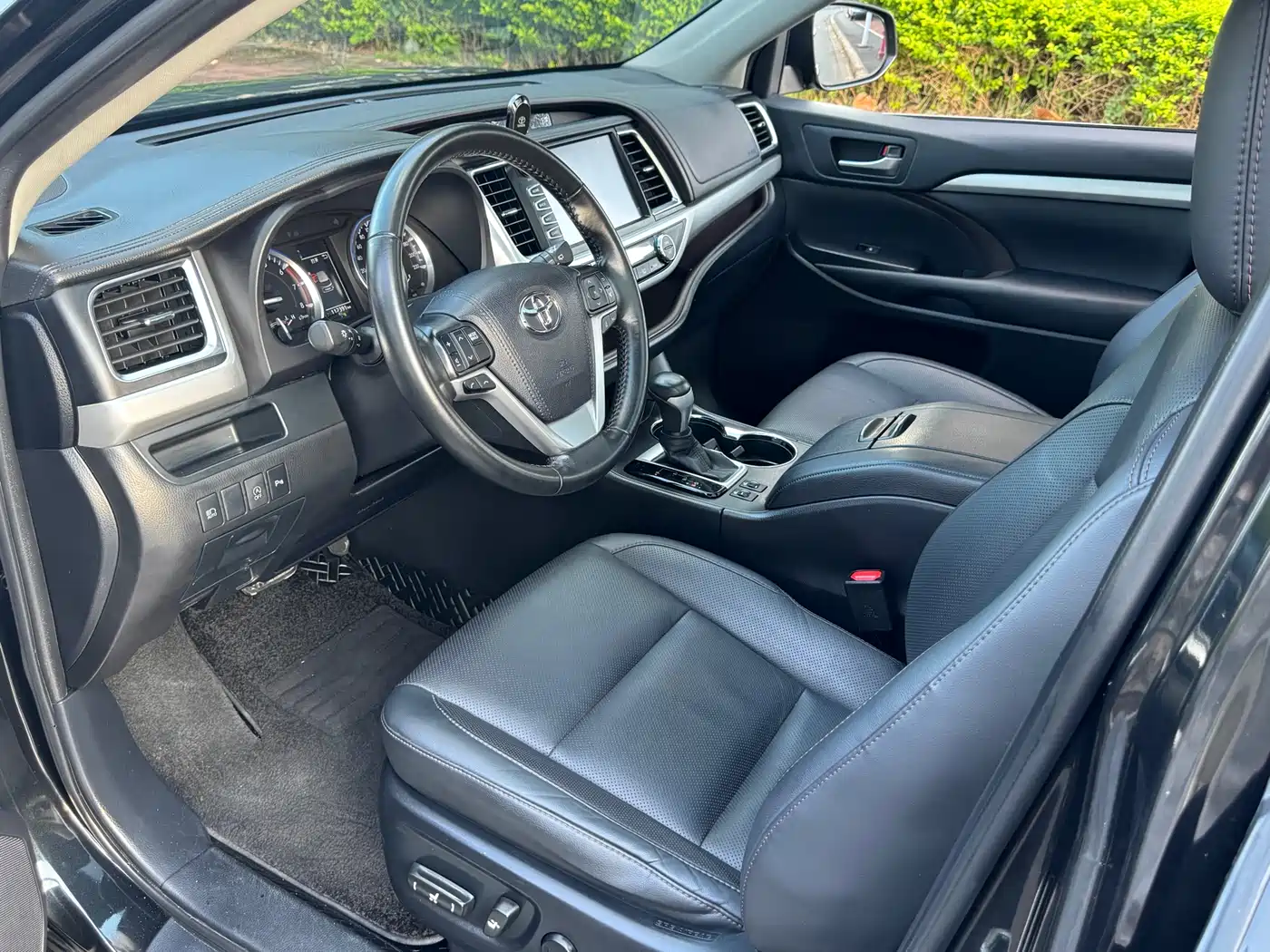 Toyota Highlander 2018 2.0T 4WD Luxury 7-seater (China V) фото 7
