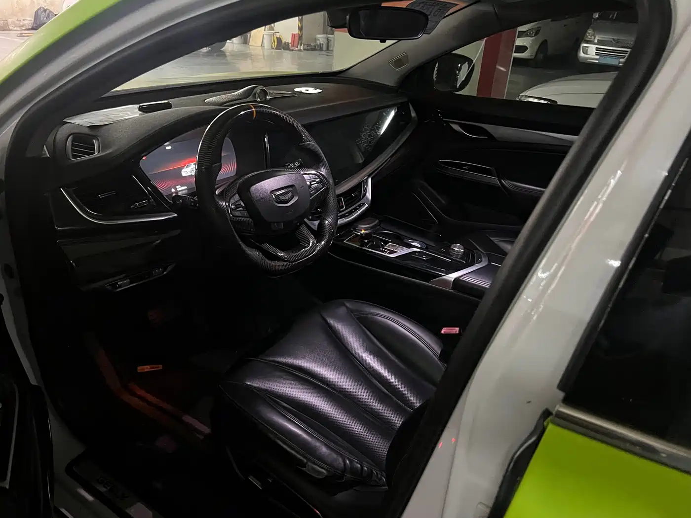 Фото 3 - Geely Borui