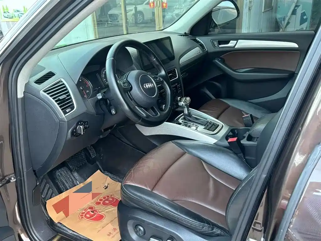 Audi Q5 2016 40 TFSI Comfort Model фото 3