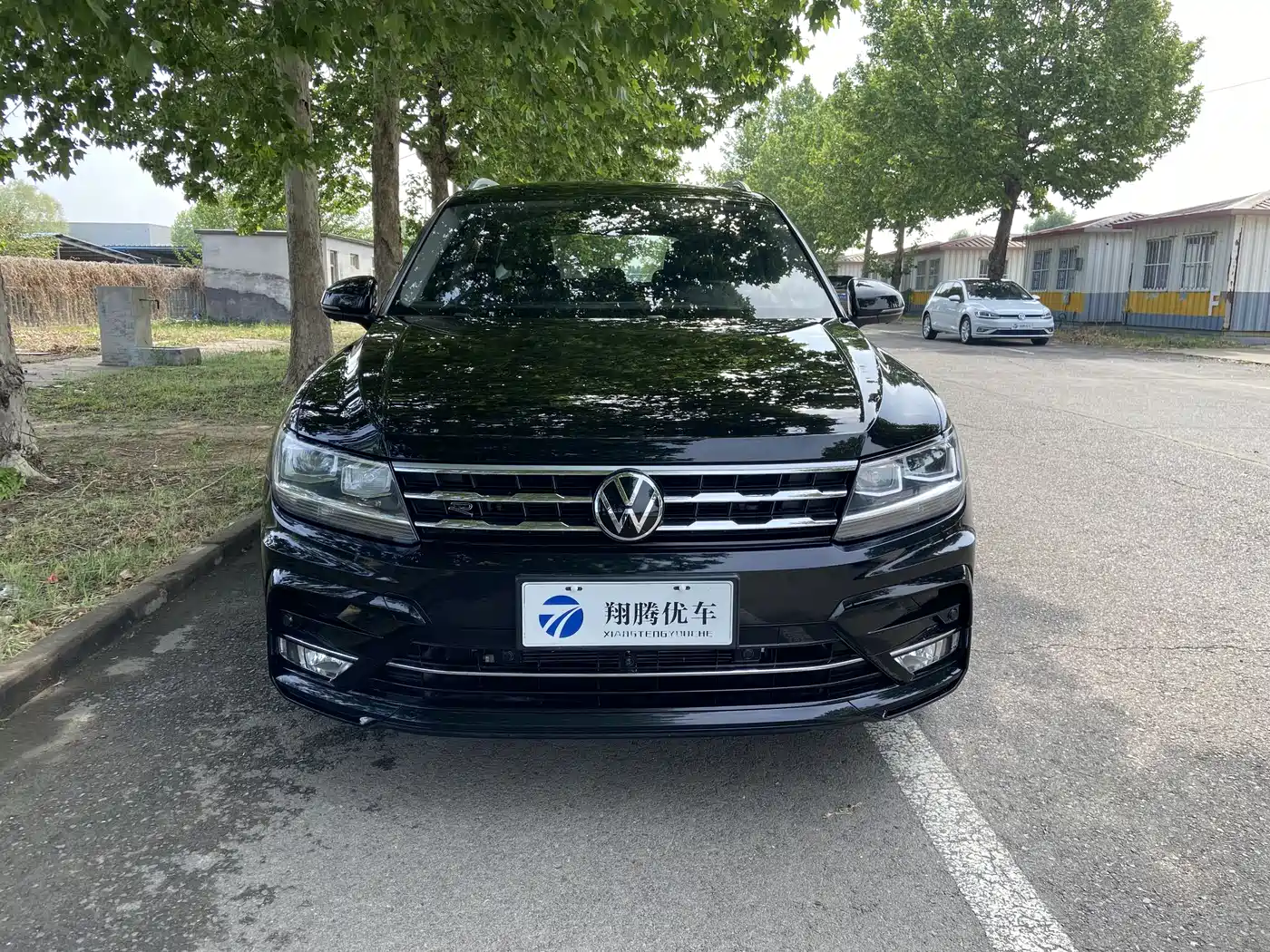 Volkswagen Tiguan L 2021 330TSI Automatic 2WD R-Line Premium фото 2