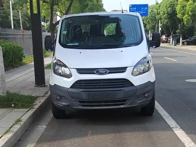 Ford Transit 2017 2.0T Diesel Multi-purpose Commercial Vehicle Short Wheelbase Low Roof China V фото 8