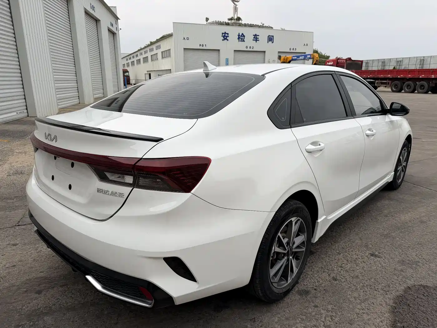 Kia K3 2023 1.4T DCT Premium Edition фото 8