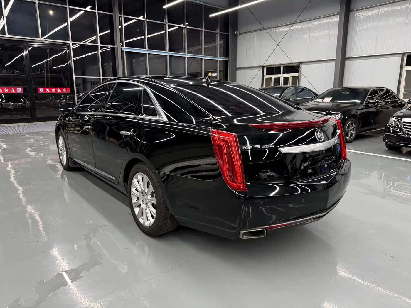 Cadillac XTS 2014 2013 Model 28T Comfort