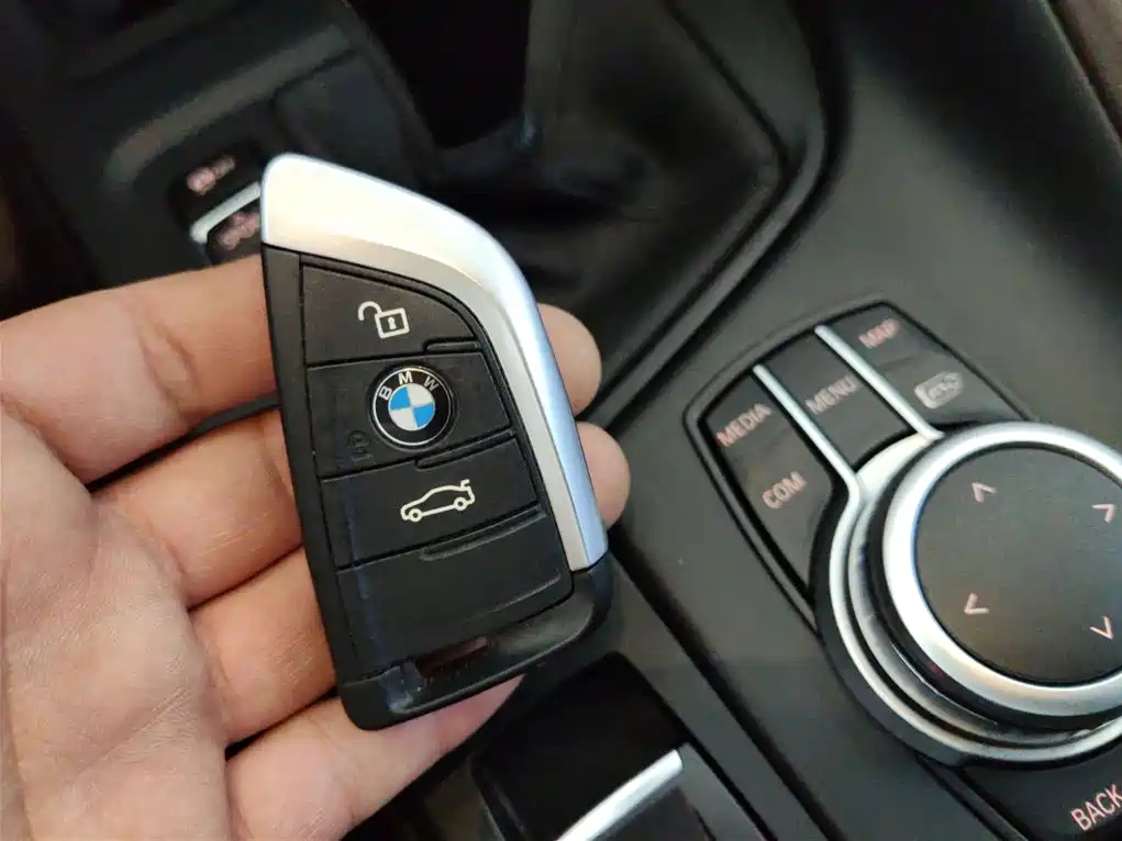 BMW X1 2022 sDrive25Li Leading фото 9