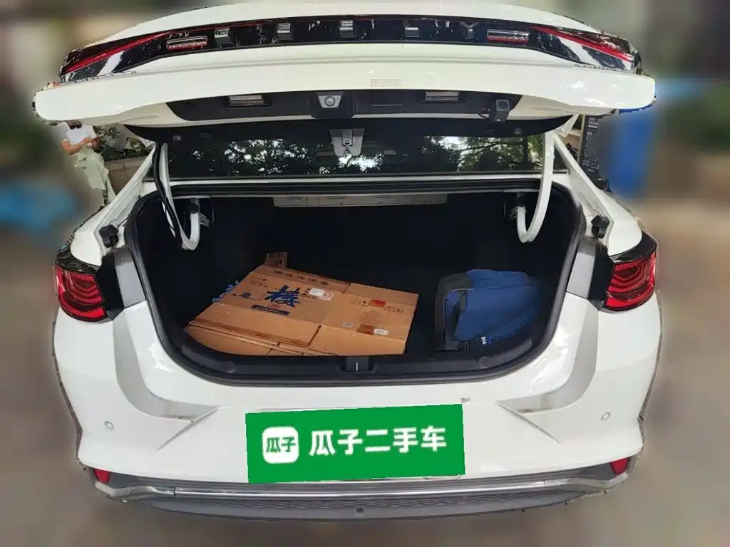 Geely Emgrand L 2022 2022 1.4T CVT Flagship