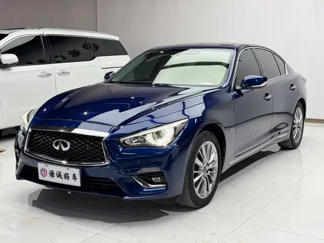 Infiniti Q50L 2020