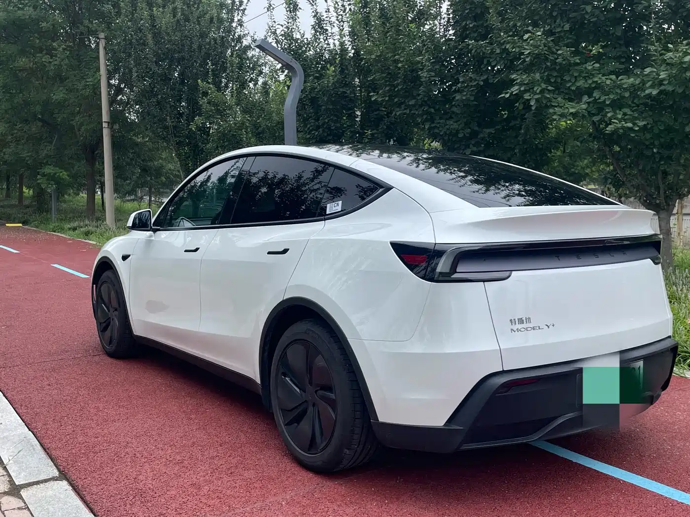 Tesla Model Y 2026 2026 Long Range Rear-Wheel Drive