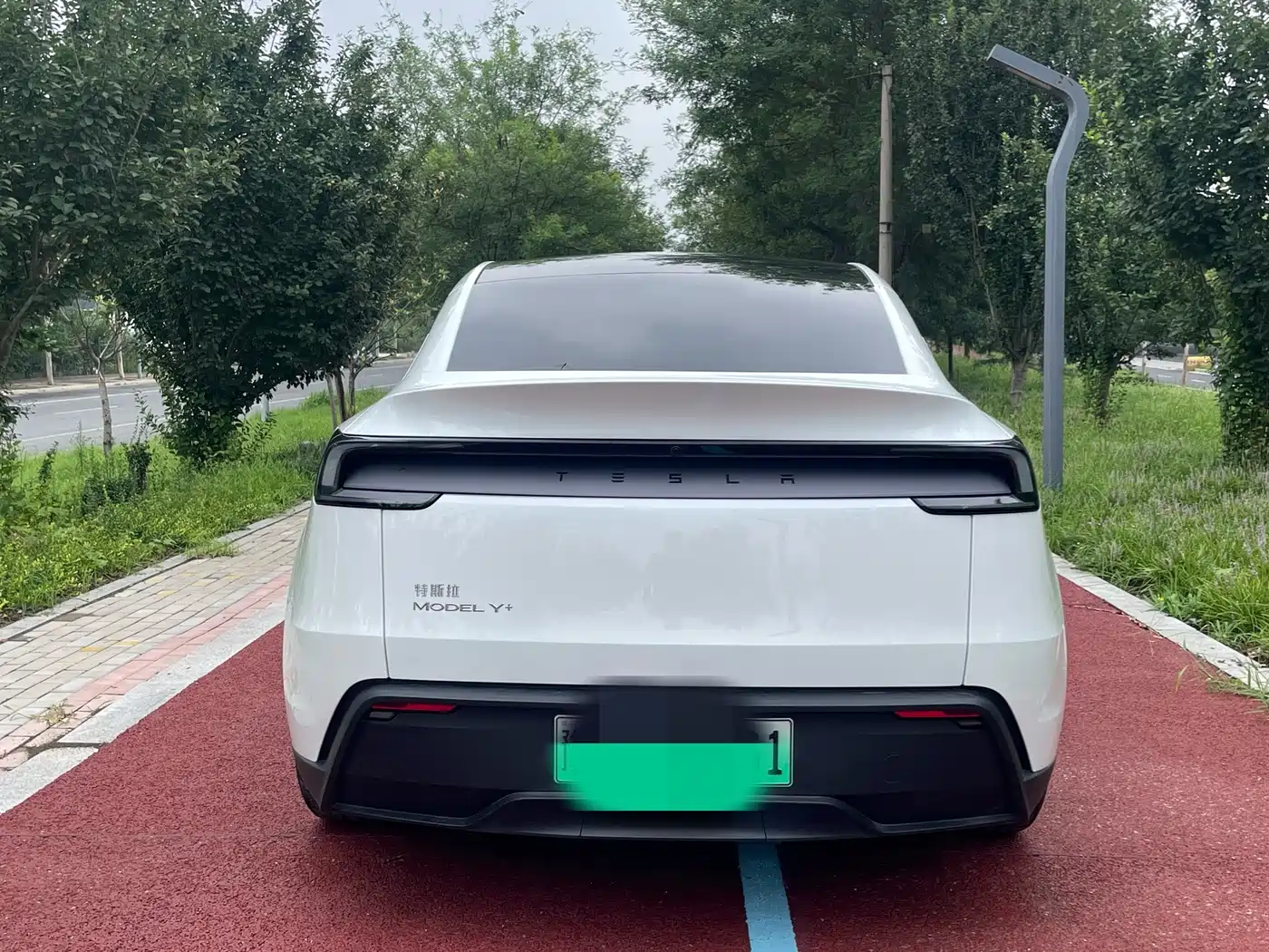 Tesla Model Y 2026 2026 Long Range Rear-Wheel Drive