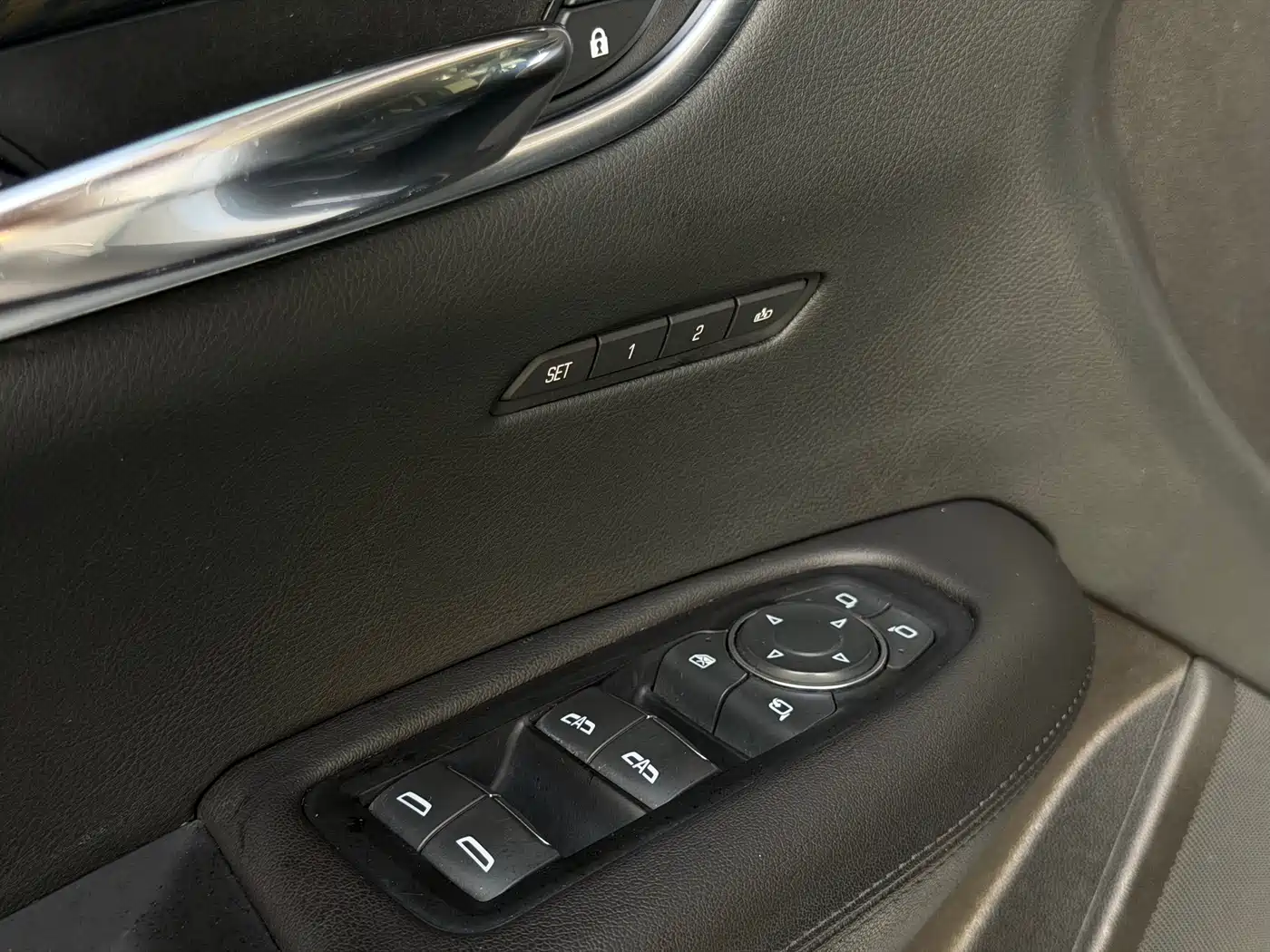 Cadillac XT5 2016 25T Luxury Model фото 16