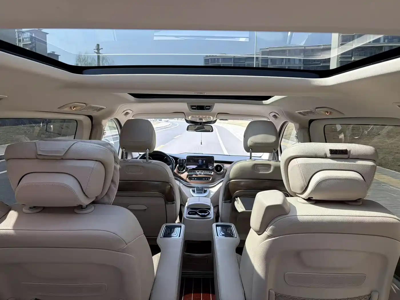 Mercedes-Benz V-Class 2020 V 260 Luxury Edition фото 10