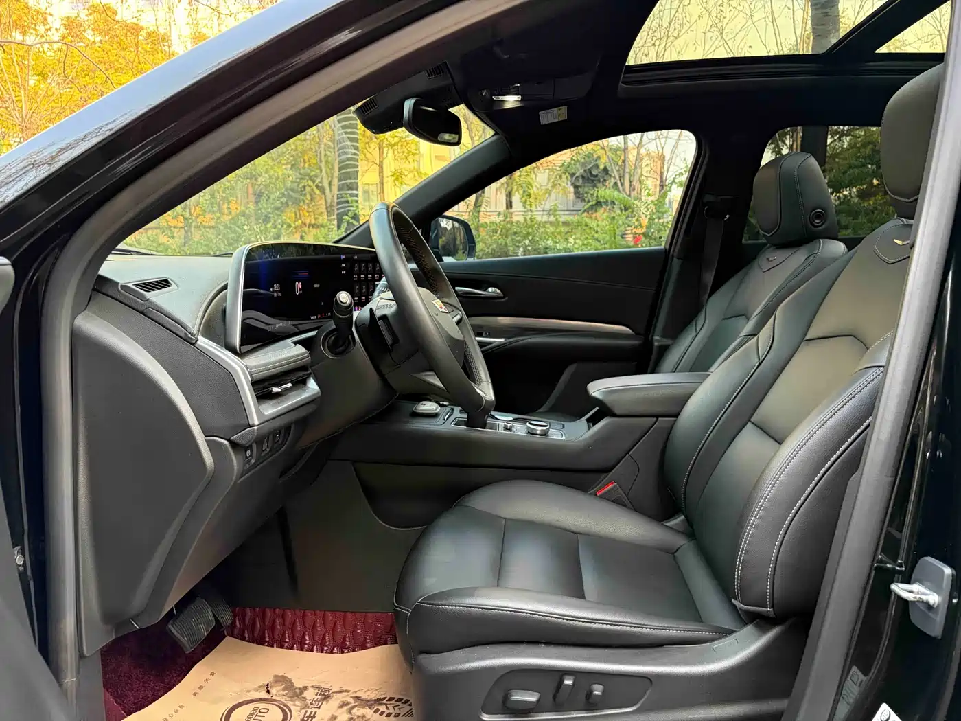 Cadillac XT4 2024 28T 2WD Luxury фото 7