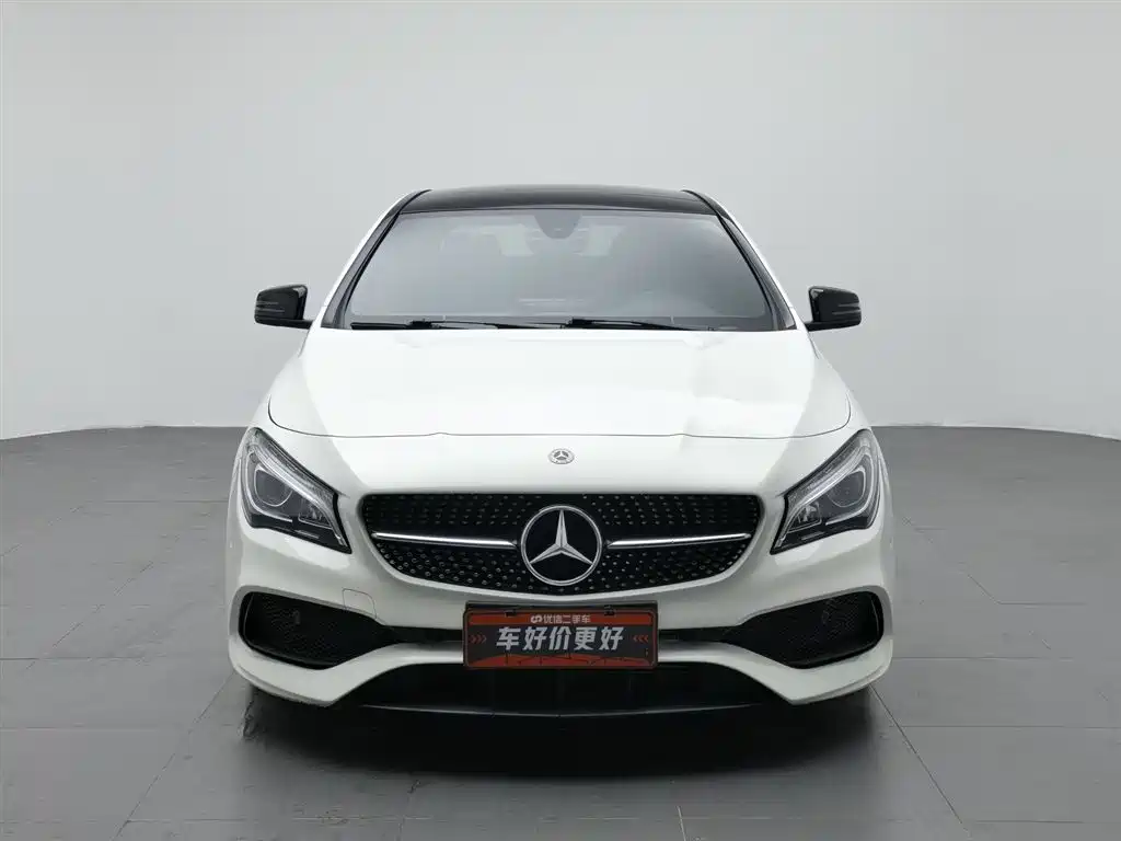 Mercedes-Benz CLA (Import) 2017 CLA 220 4MATIC фото 3