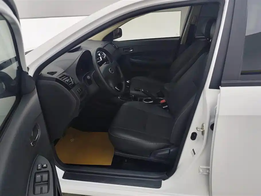 BYD F3 2020 1.5L Manual Premium Edition фото 9