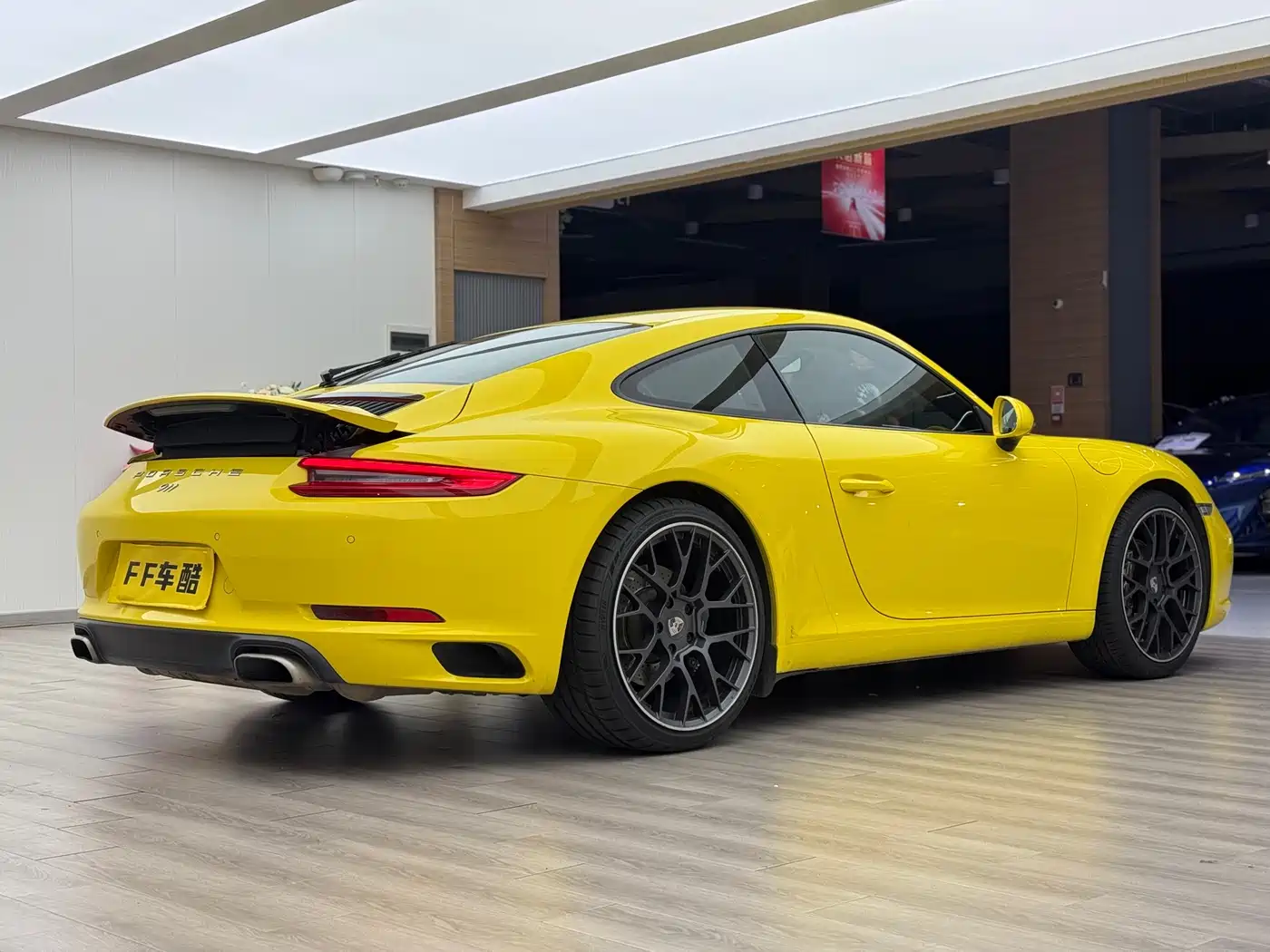 Porsche 911 2016 Carrera 3.0T фото 5
