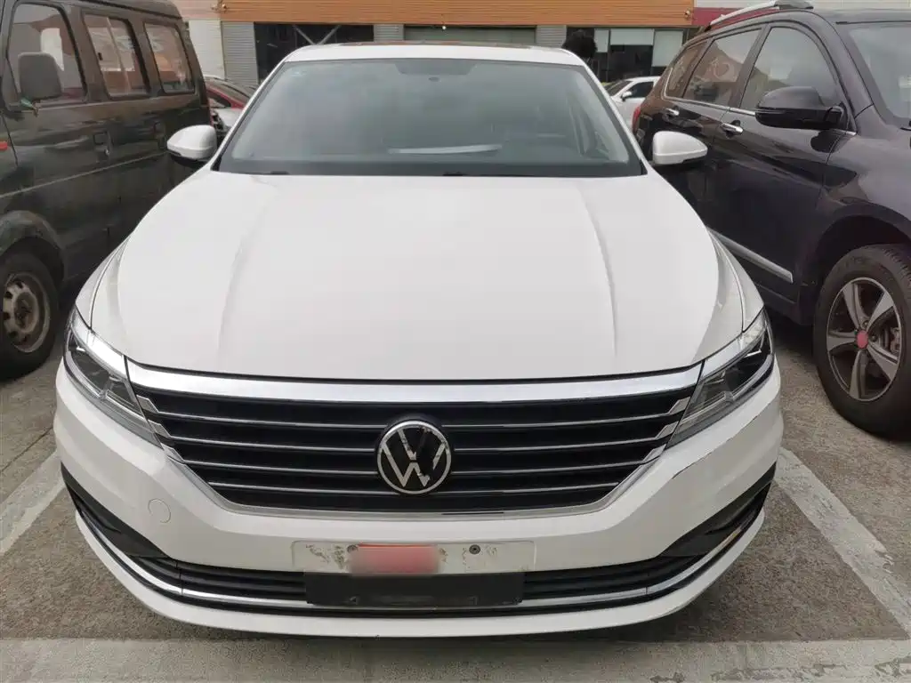Volkswagen Lavida 2021 1.5L Auto Comfort Edition фото 3