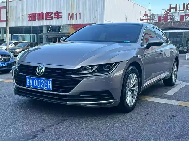  Volkswagen FAW-Volkswagen CC 2019 330TSI Charming Appearance (China V)
