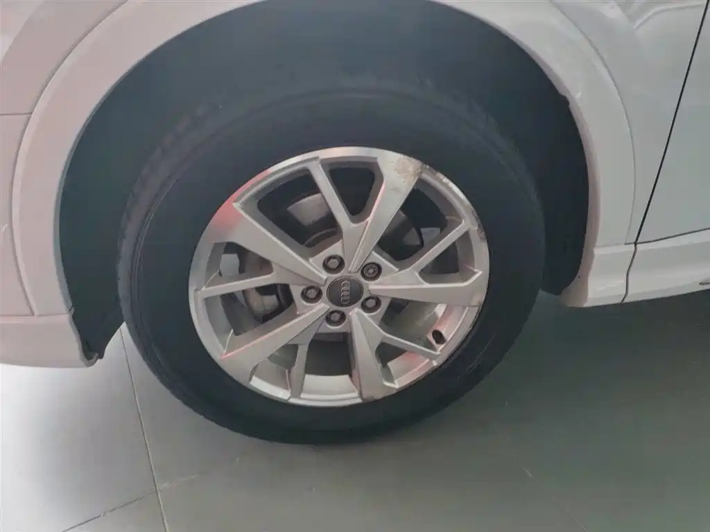 Audi Q3 2019 35 TFSI Progressive Sport фото 23