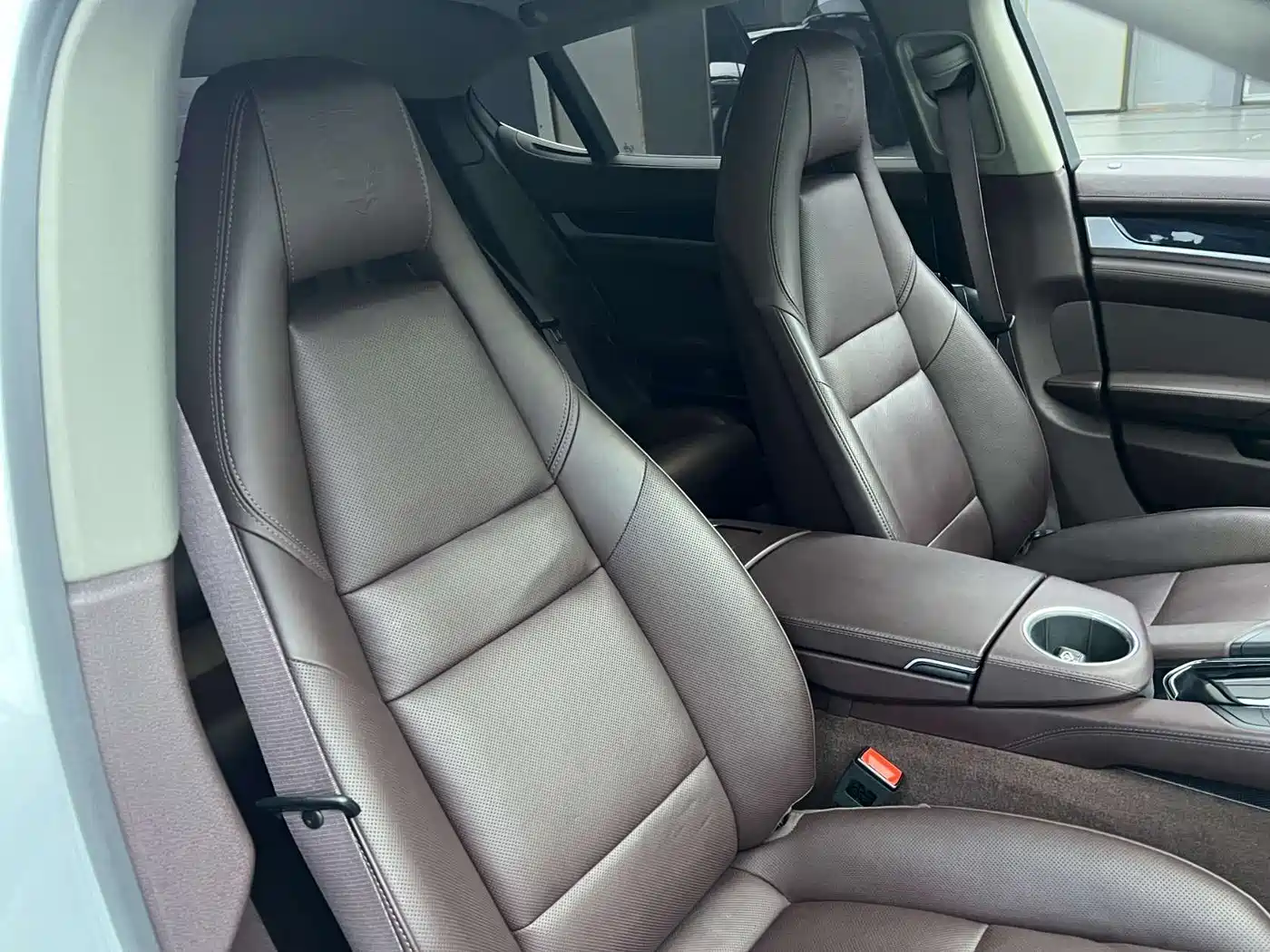 Porsche Panamera 2016 Panamera 4 Executive Edition 3.0T фото 21