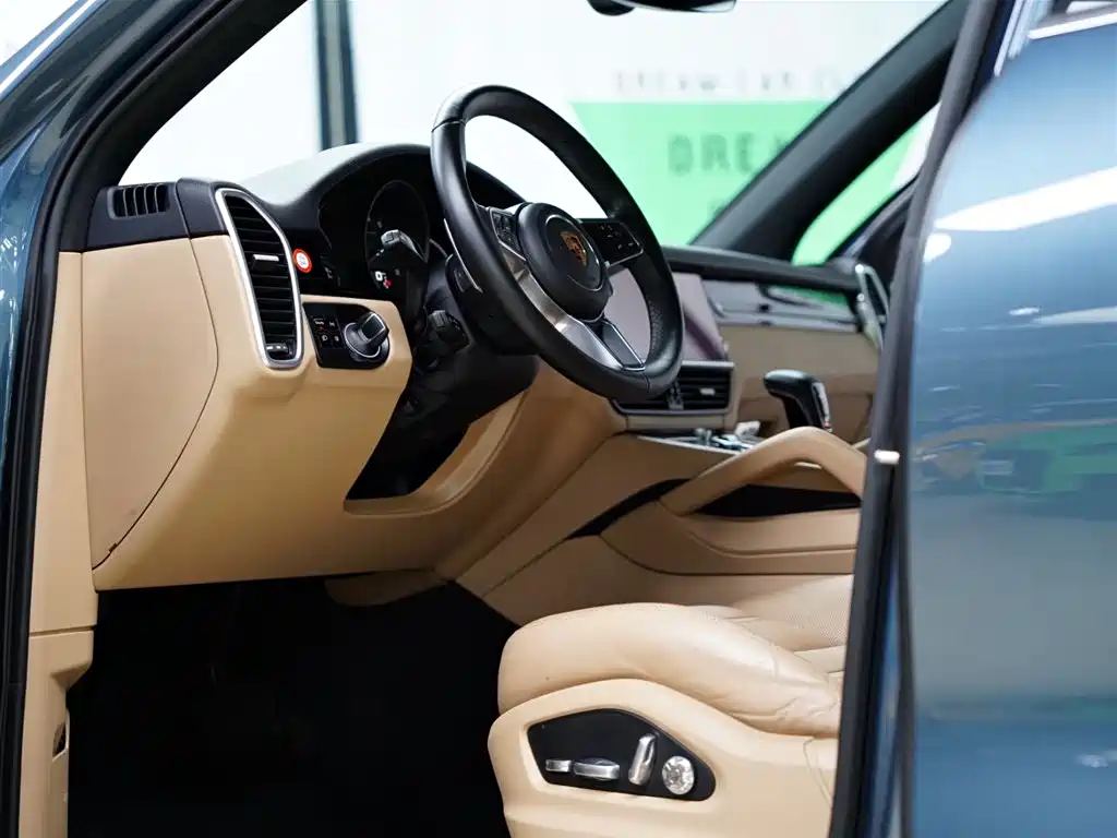 Porsche Cayenne 2019 Cayenne 3.0T фото 31