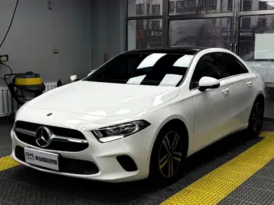 Mercedes-Benz A