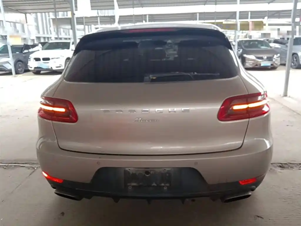 Porsche Macan 2017 Macan 2.0T фото 4