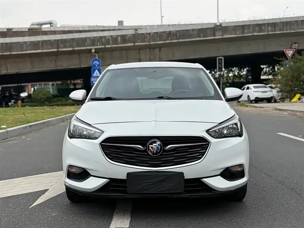 Buick Excelle 2020 15N Manual Elite фото 4