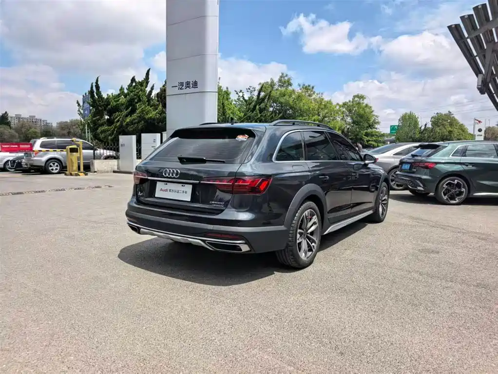 Audi A4 (Import) 2021 allroad quattro Explorer фото 10