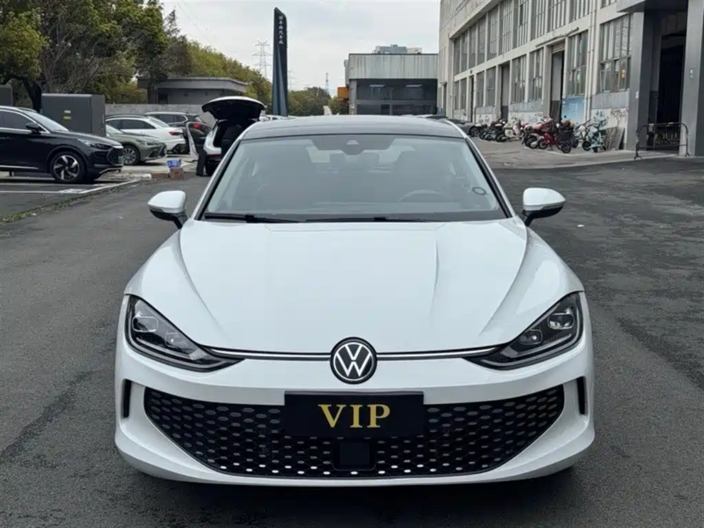 Volkswagen Lamando 2023 Lamando L 280TSI DSG Glamour Edition фото 2