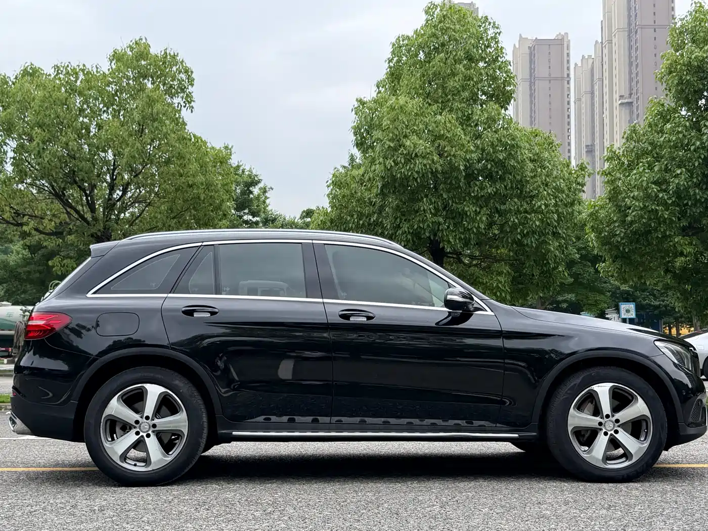 Mercedes-Benz GLC 2017 GLC 260 4MATIC Dynamic фото 16