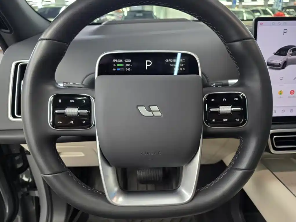Li Auto L7 2025 2025 Max Smart Renewal Edition