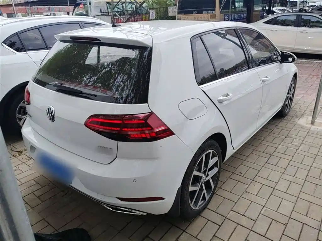 Volkswagen Golf 2019 280TSI DSG Luxury (China V) фото 7