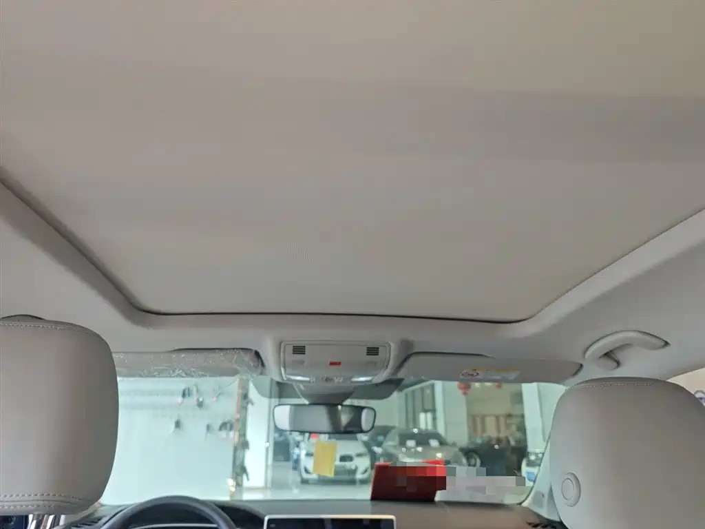 Volkswagen Tharu 2023 330TSI 4WD Moon Premium Edition фото 9
