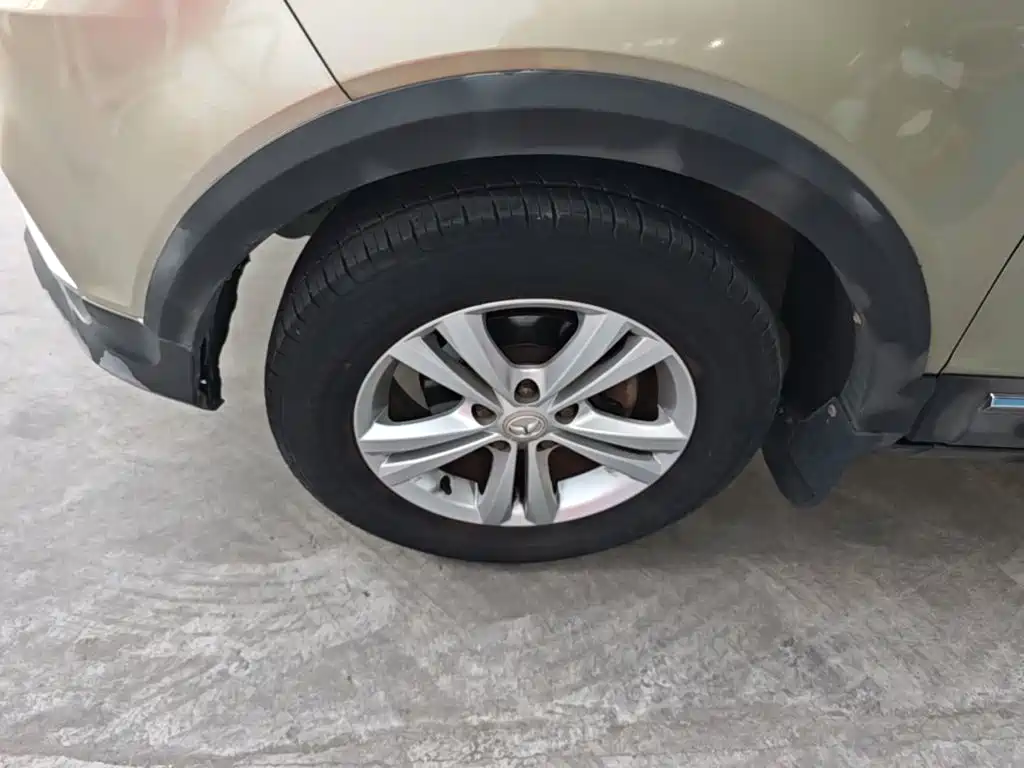 BAIC Huansu S3 2016 2016 S3L 1.5L Manual Premium
