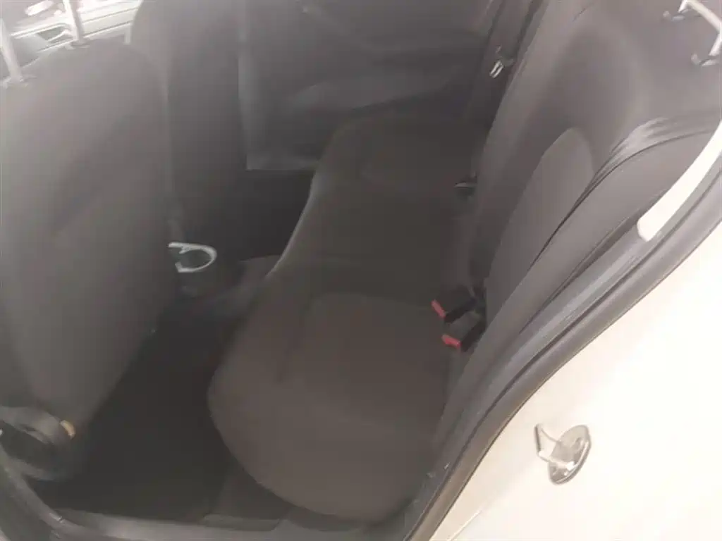 Volkswagen Jetta 2017 1.5L Automatic Fashion фото 17