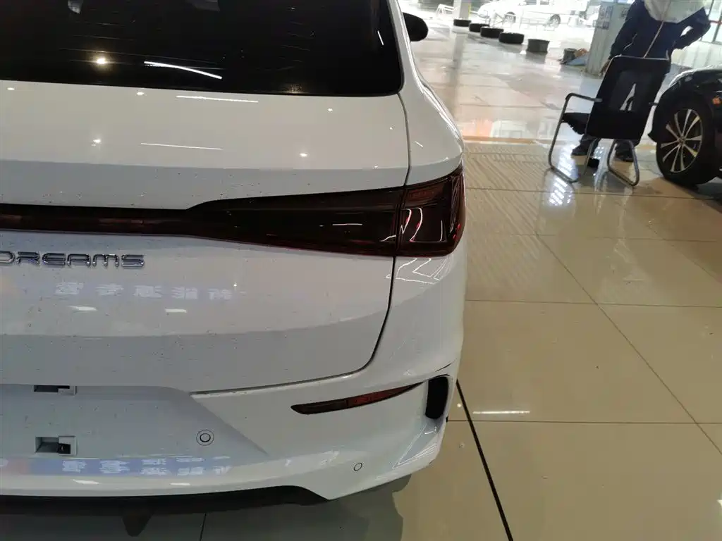 BYD e2 2024 Honor Edition Luxury фото 24
