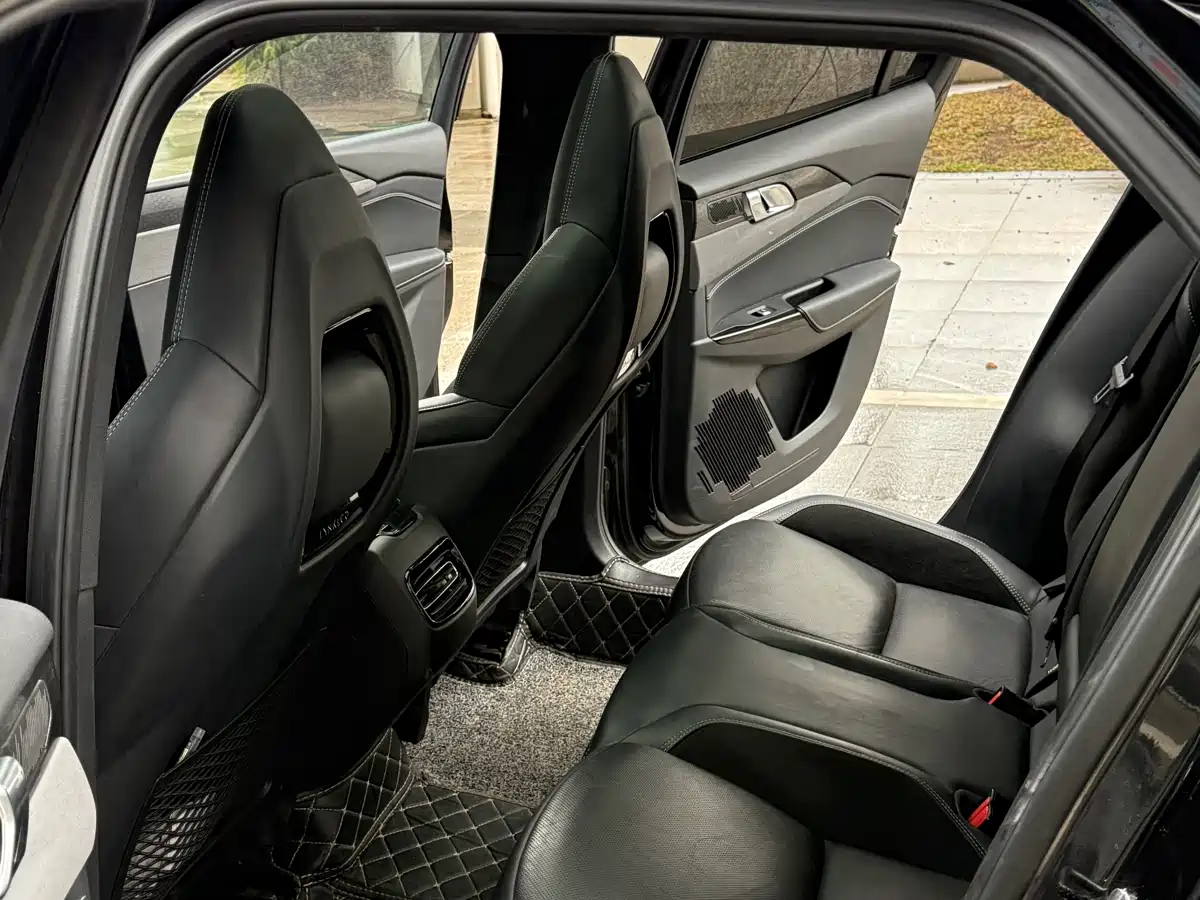 Lynk & Co 03 2021 2.0TD Auto Jin Plus фото 9