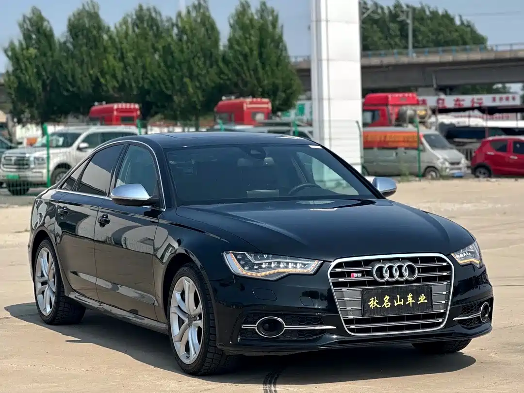 Audi S6 2013 S6 4.0TFSI фото 3