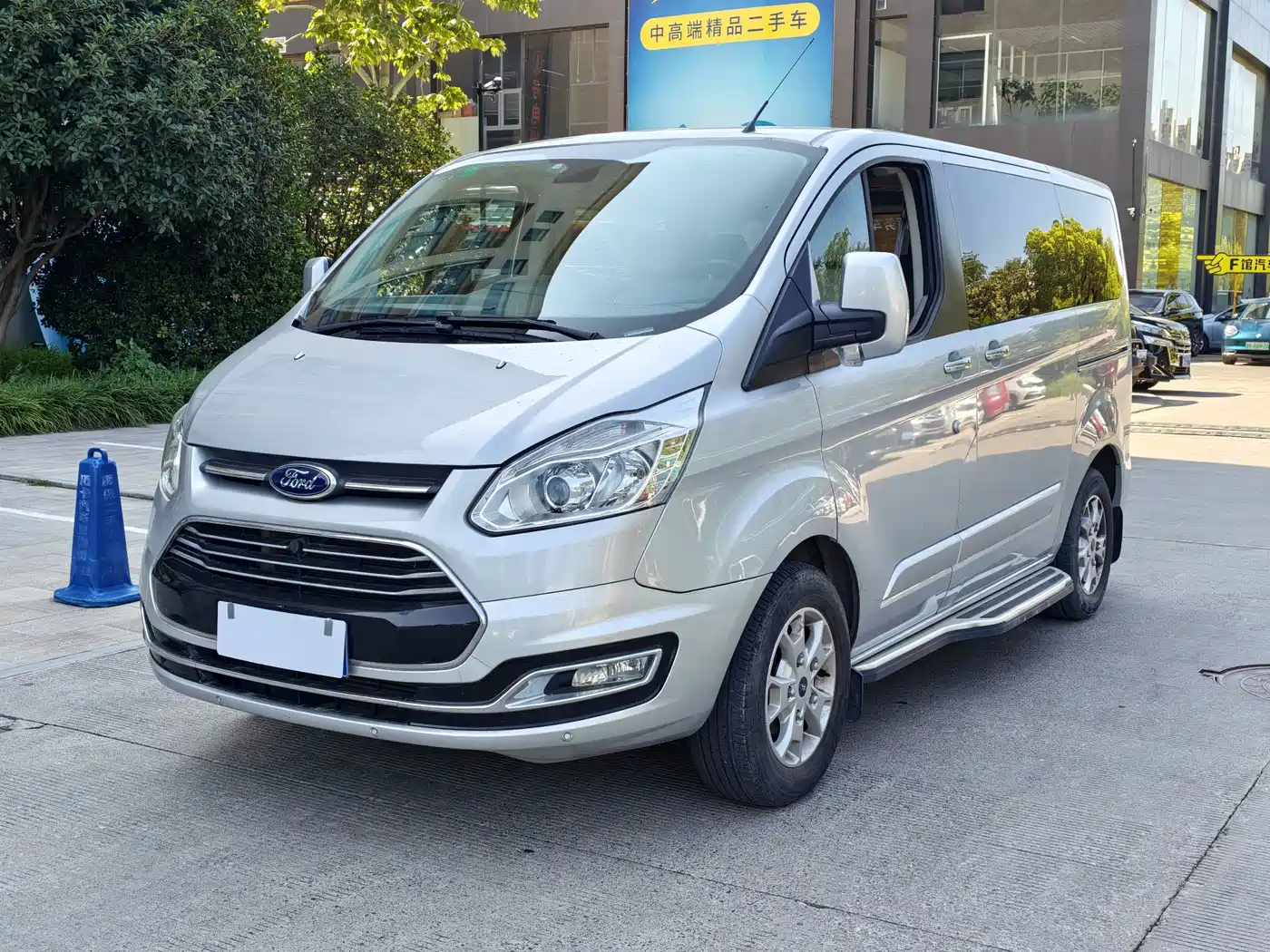 Ford Tourneo