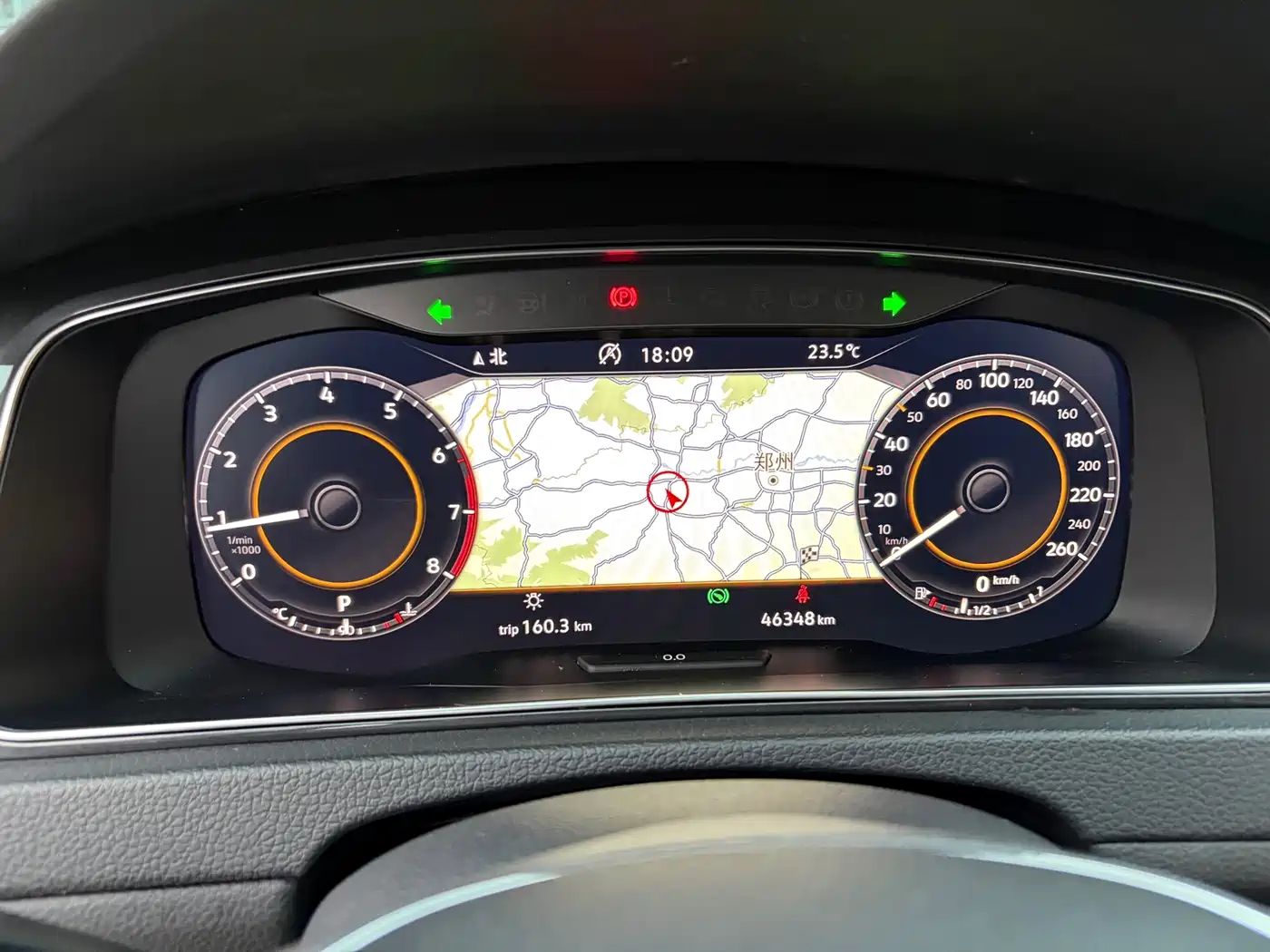 Volkswagen Golf 2020 Beloved Edition 280TSI DSG Luxury фото 12