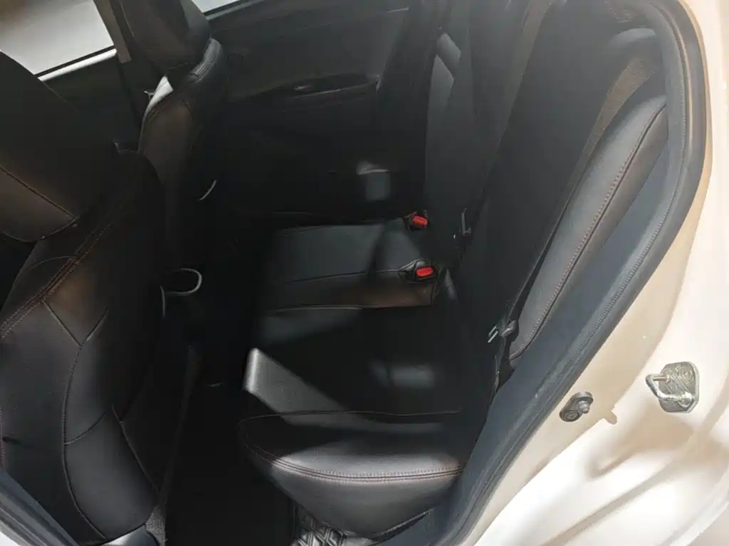 Toyota YARiS L Zhi Xiang 2019 2019 1.5E CVT Charming China VI