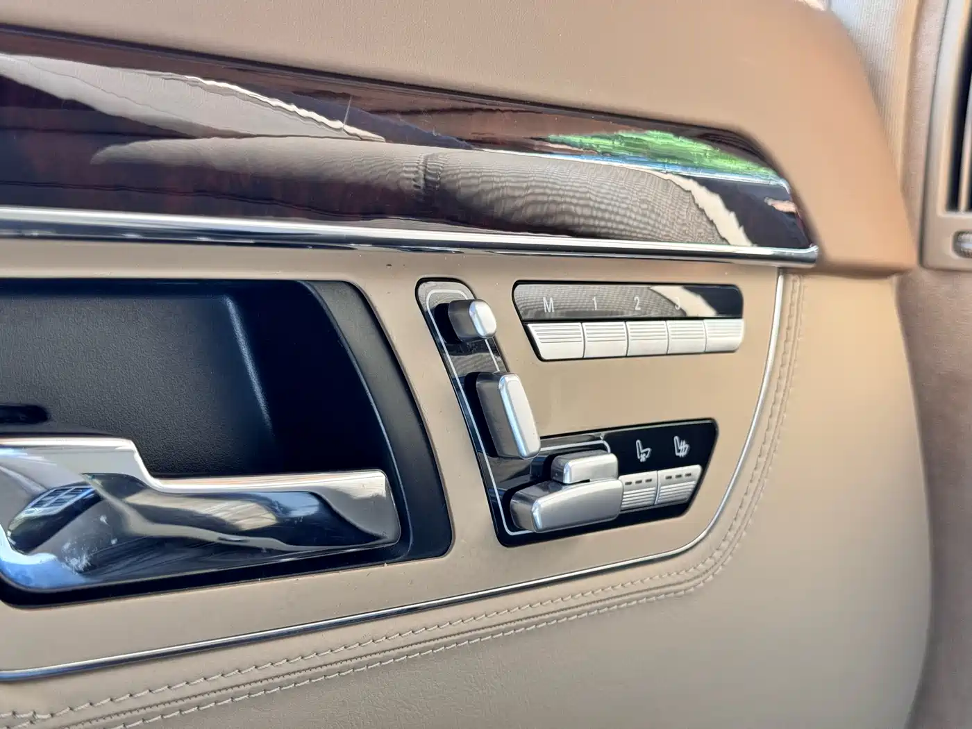 Mercedes-Benz S-Class 2010 S 600 L фото 16