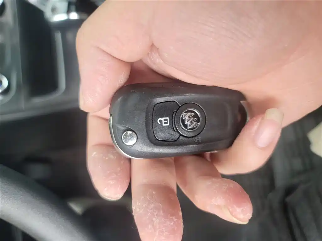 Buick Verano 2018 Hatchback 15S Automatic Progressive фото 9