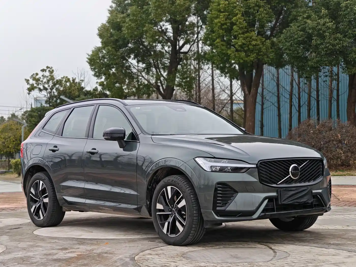 Volvo XC60 2026 B5 AWD Zhiyuan Sport Edition фото 5