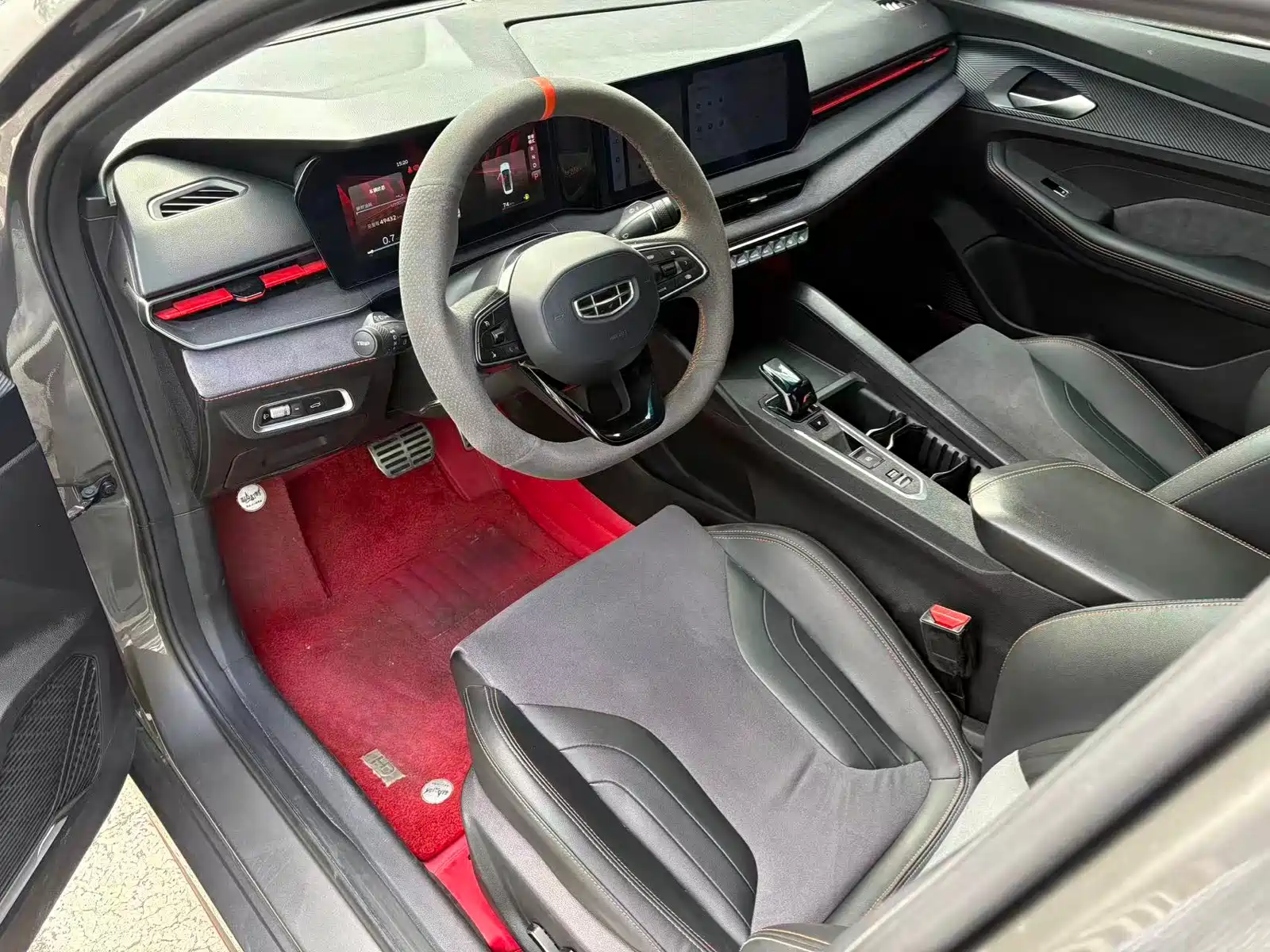 Фото 9 - Geely Binrui