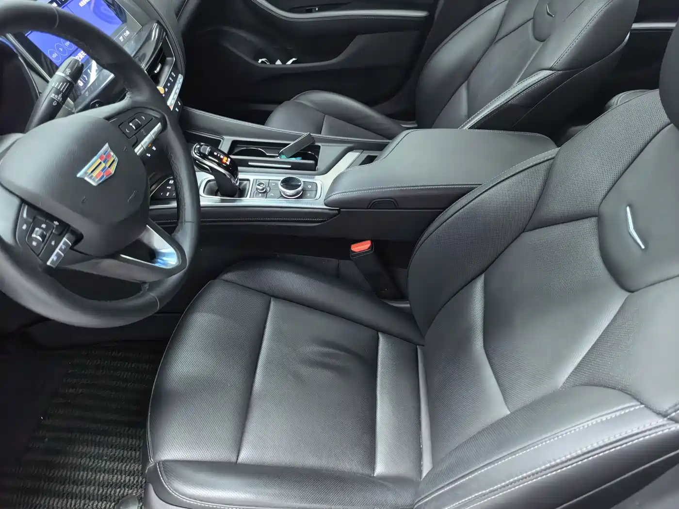Cadillac CT5 2022 28T Fashion Edition фото 12