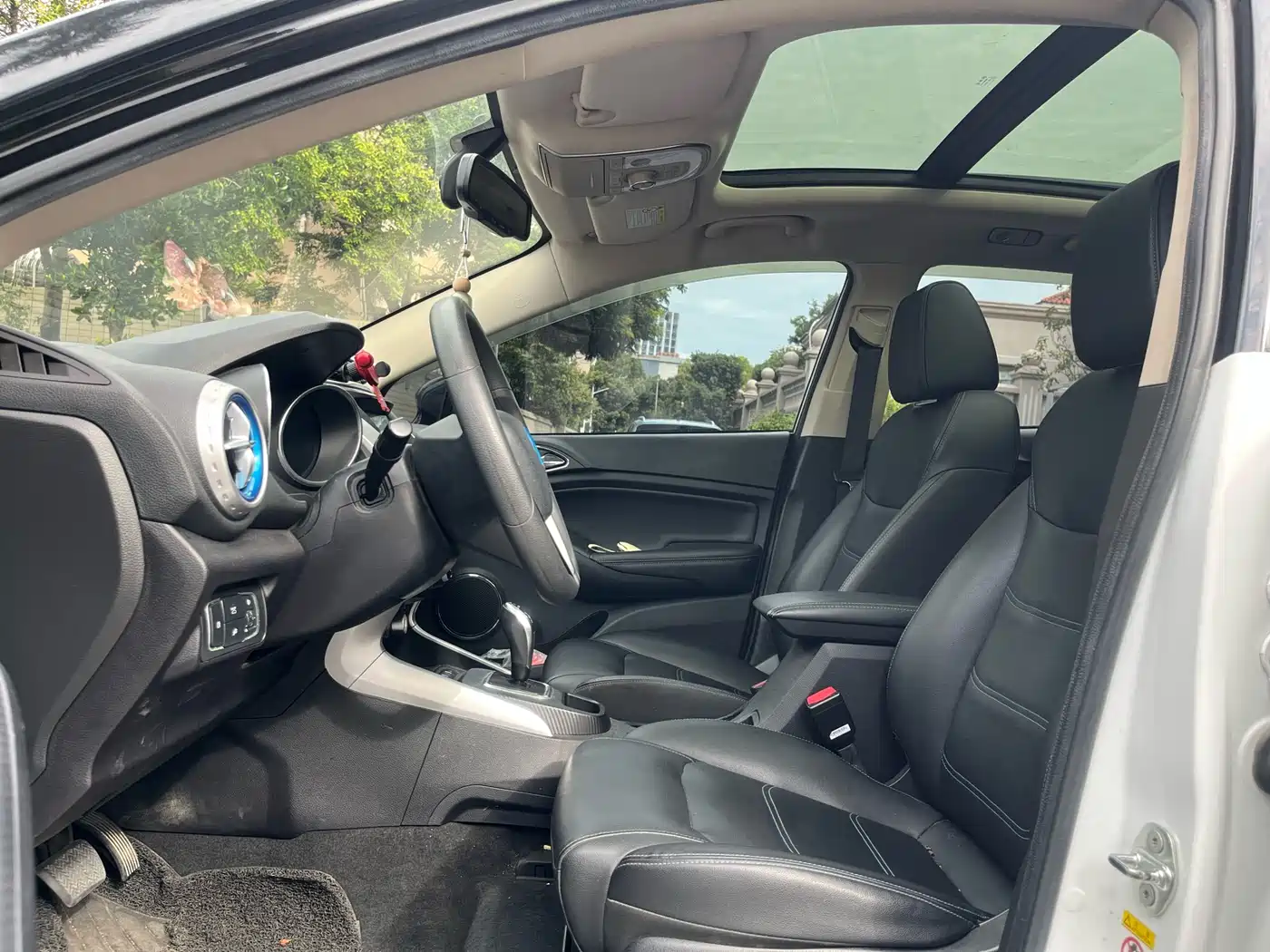 BYD Yuan New Energy 2018 2018 EV360 Smart Connected Cool Edition