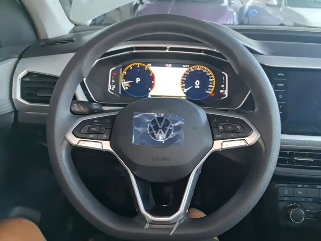 Volkswagen Tanying 2026 2023 Model 200TSI DSG Joy Smart Connect Edition